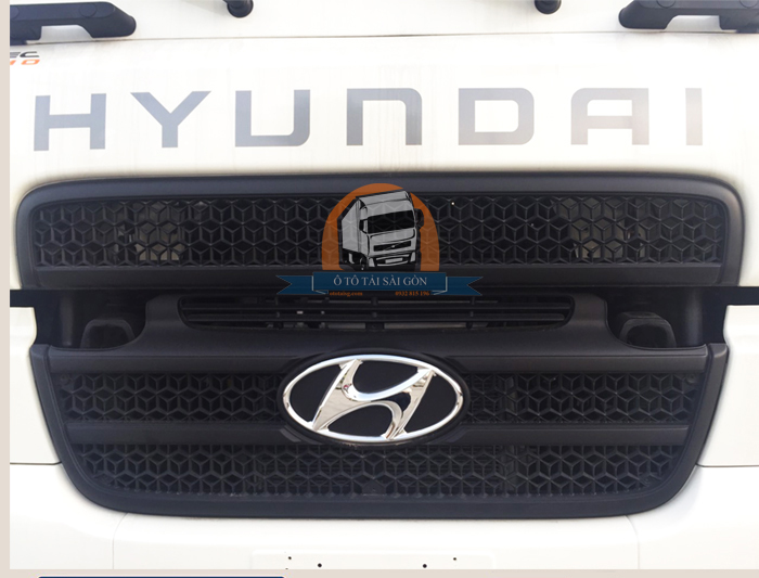Lưới tản nhiệt xe tải Hyundai HD320